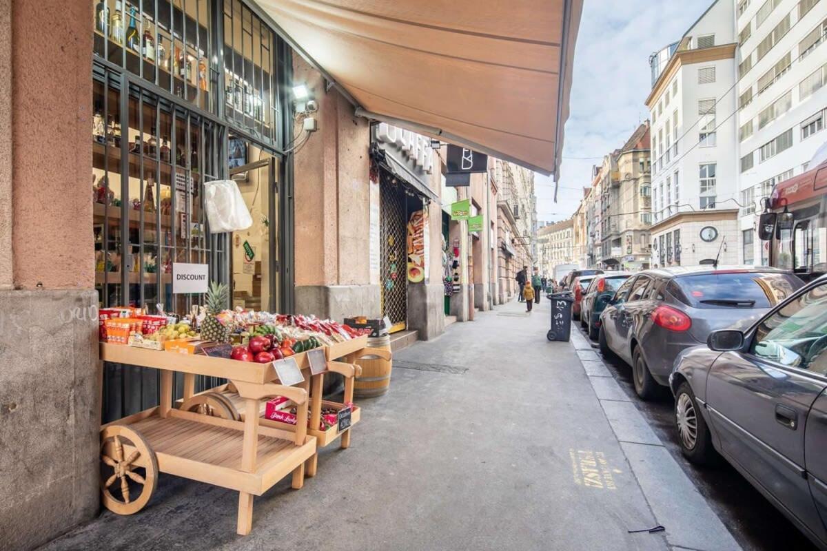 Extra Central Mini Studio - Lively Neighborhood Budapest Exterior foto